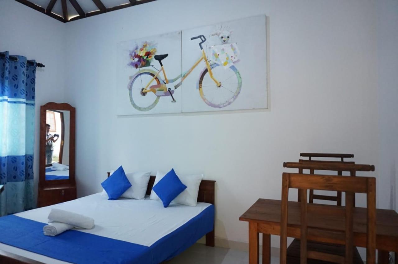 Agoura Hills Hotel Курунегала Екстериор снимка